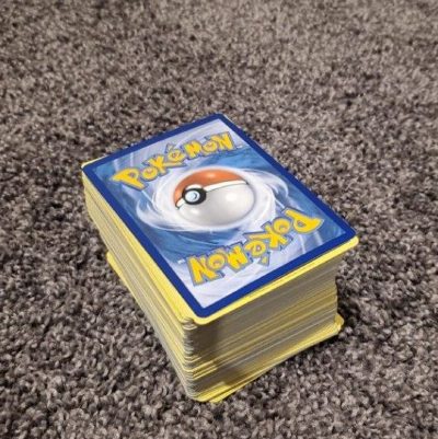 Pokemon - 100x Assorted Cards